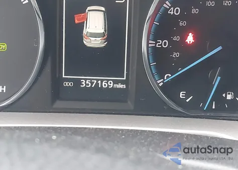 2016 Toyota Rav4 Hybrid Xle z USA, uszkodzony, nr VIN JTMRJREV5GD025993